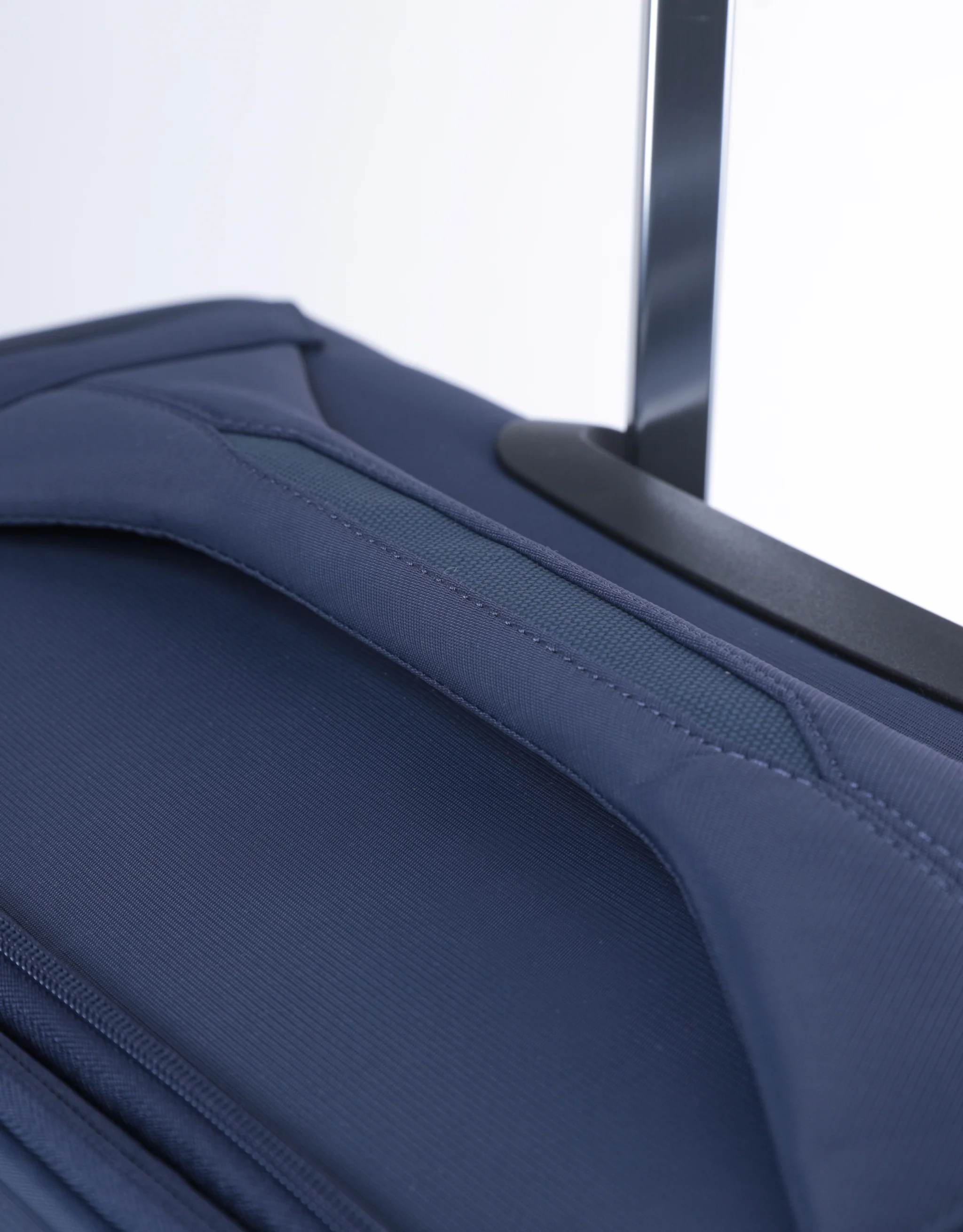 Grange 80cm Large Soft Suitcase - Indigo Blue - Image 7