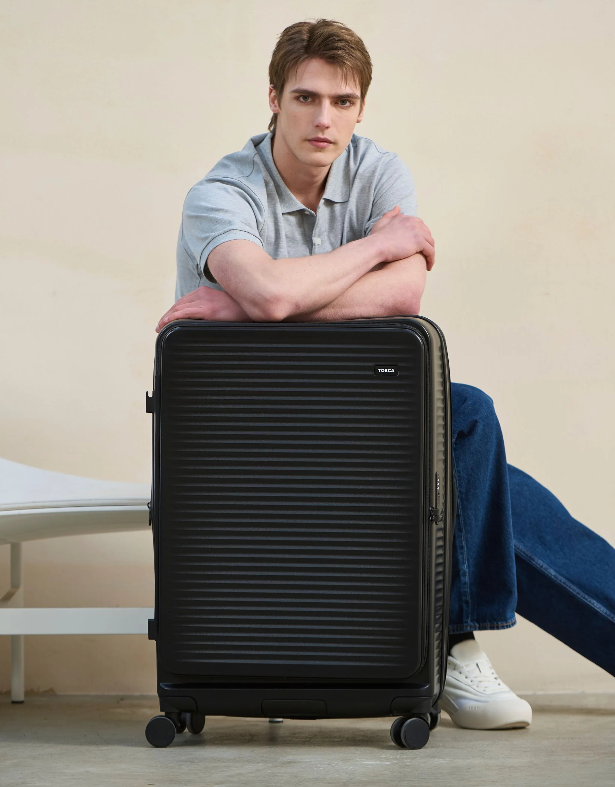 Zen 77cm Large Front Opening Hard Suitcase - Black - Image 5